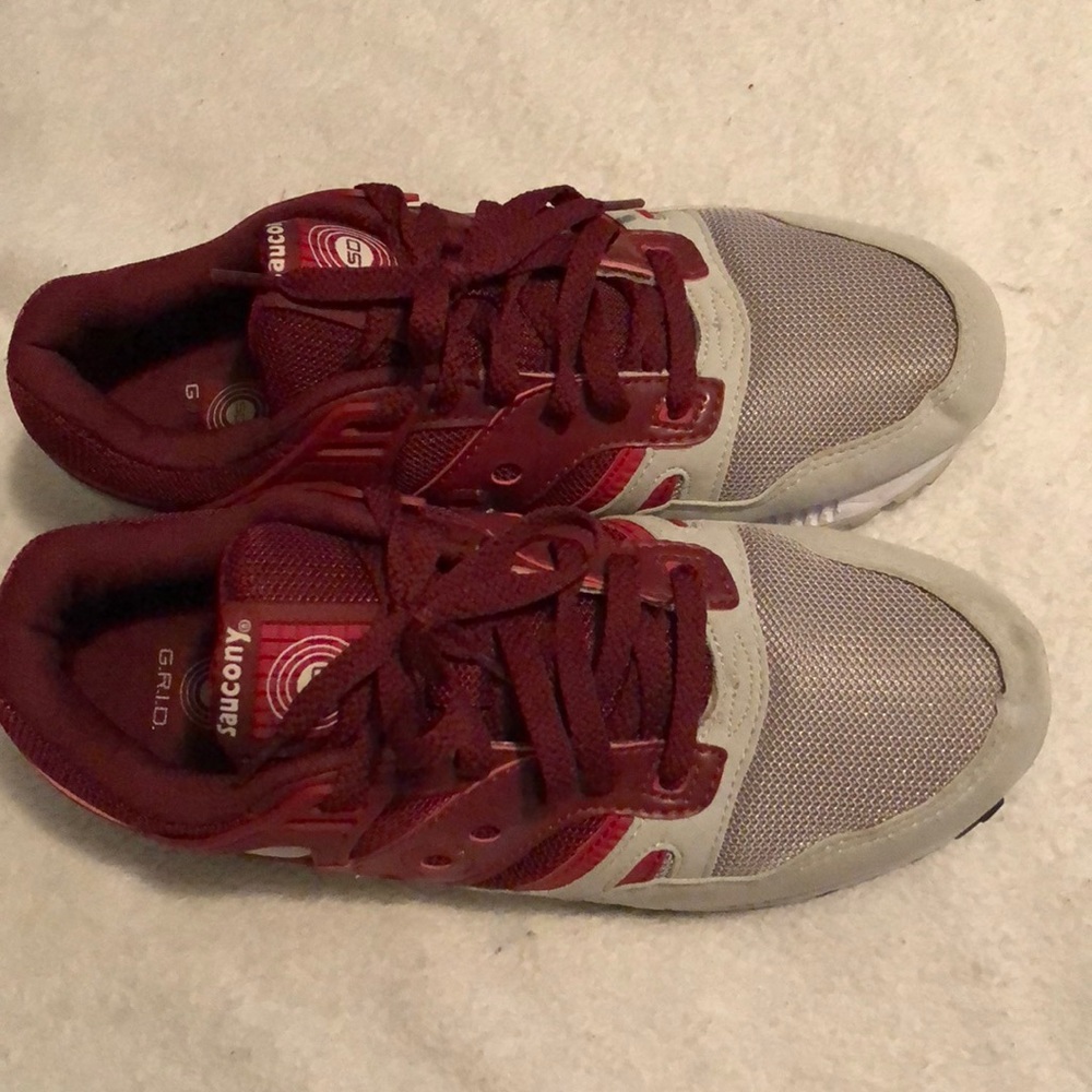 Saucony Grids! Like New!